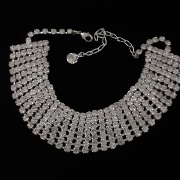 Ladies White Rhinestones Chocker - Picture 3 of 7